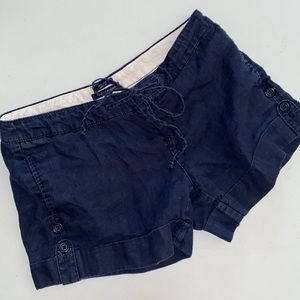 Women’s Tommy Hilfiger linen shorts Sz Medium navy blue button pockets tabs tie